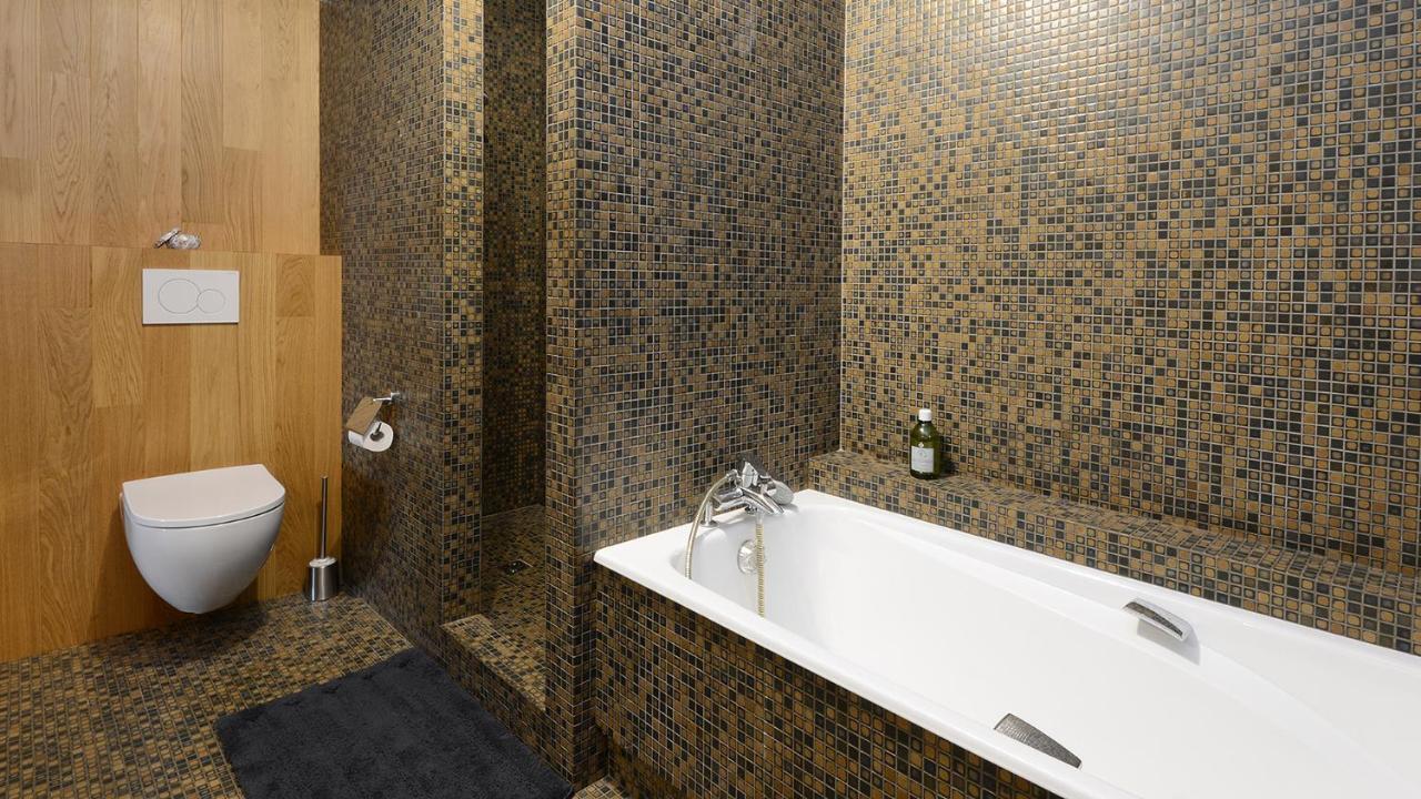 Villa Colmar Centre Avec Spa Et Double Parking Luaran gambar